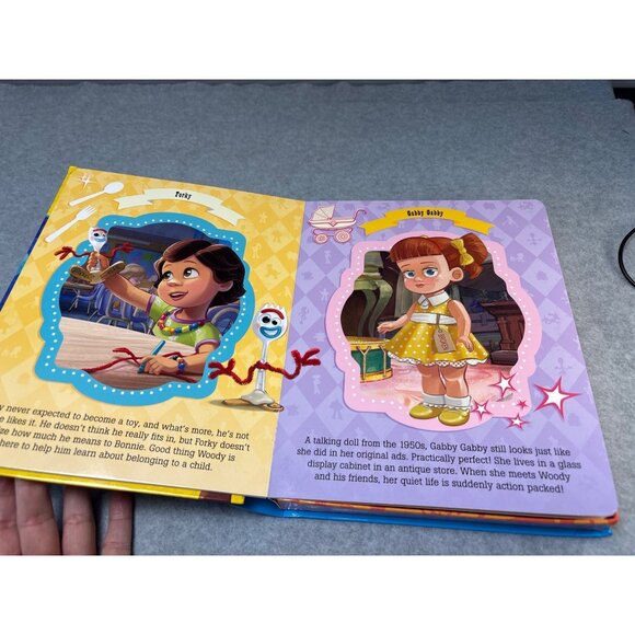 Disney Pixar Toy Story 4 My Busy Books Set with 9 Figurines Storybook & Playmat - Picture 9 of 13